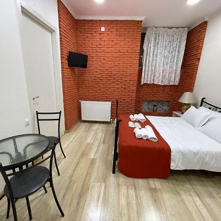 AA Hotel Tbilisi Buitenkant foto