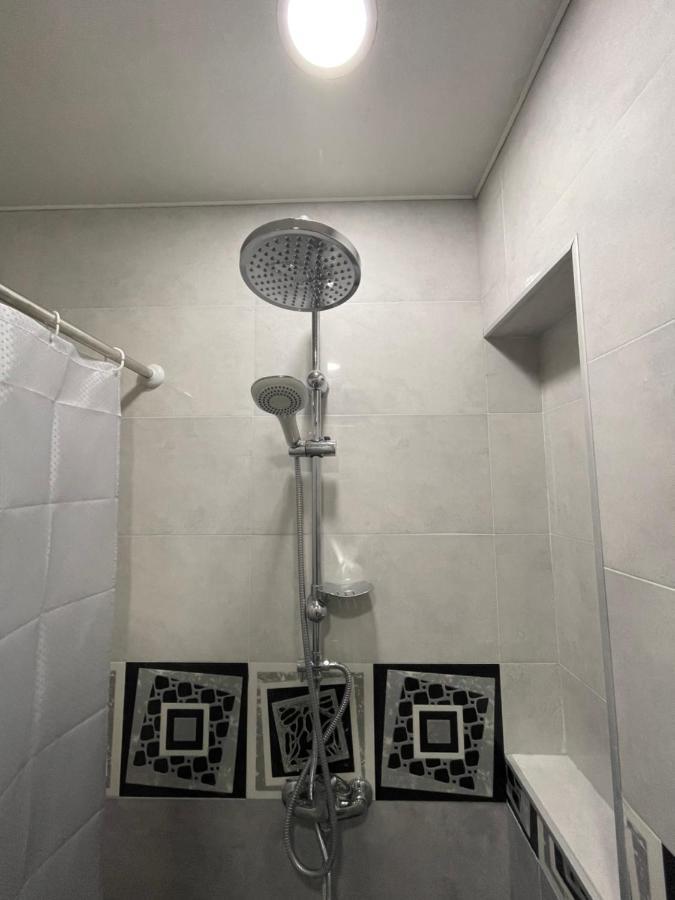 AA Hotel Tbilisi Buitenkant foto